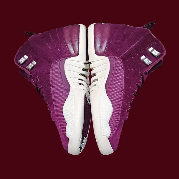 🚻6.5Y US—Air Jordan 12 Retro BG 2017 [BORDEAUX/SAIL–METALLIC SILVER] 153265–617 - Picture 3 of 11